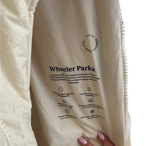 HALFDAYS WOMEN'S WHEELER PARKA - Cream / White - Size Small - Ski & Snow Jacket - Picture 9 of 16